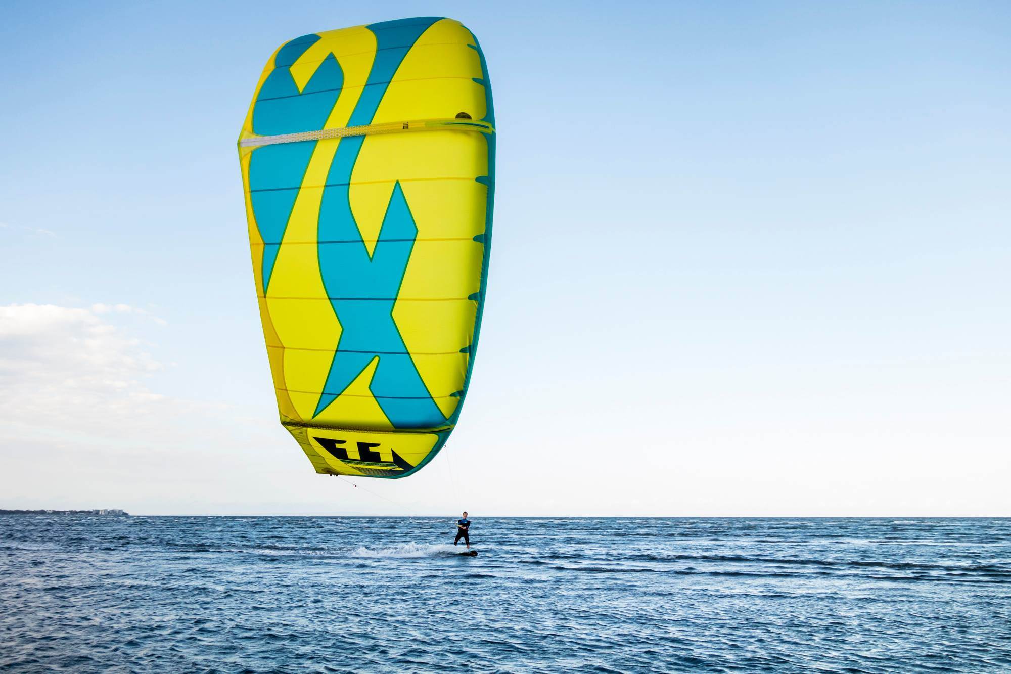 When Joris Miedema from Netherland comes the other side of the world for a kite session in Brisbane.