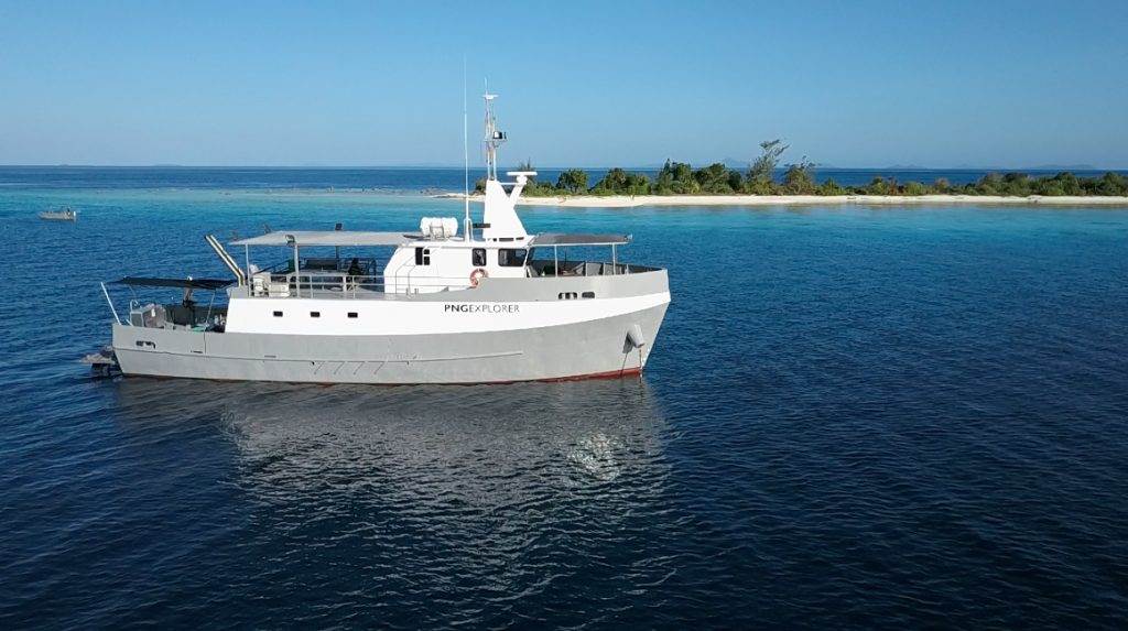 Moon Tours - PNG KITE TRIP