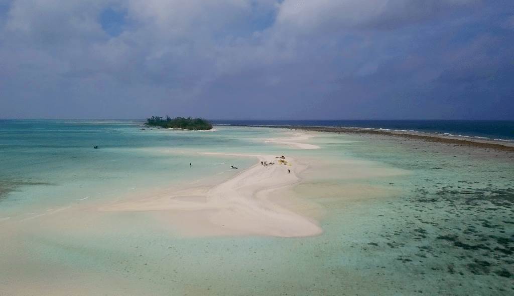 Moon Tours - PNG KITE TRIP