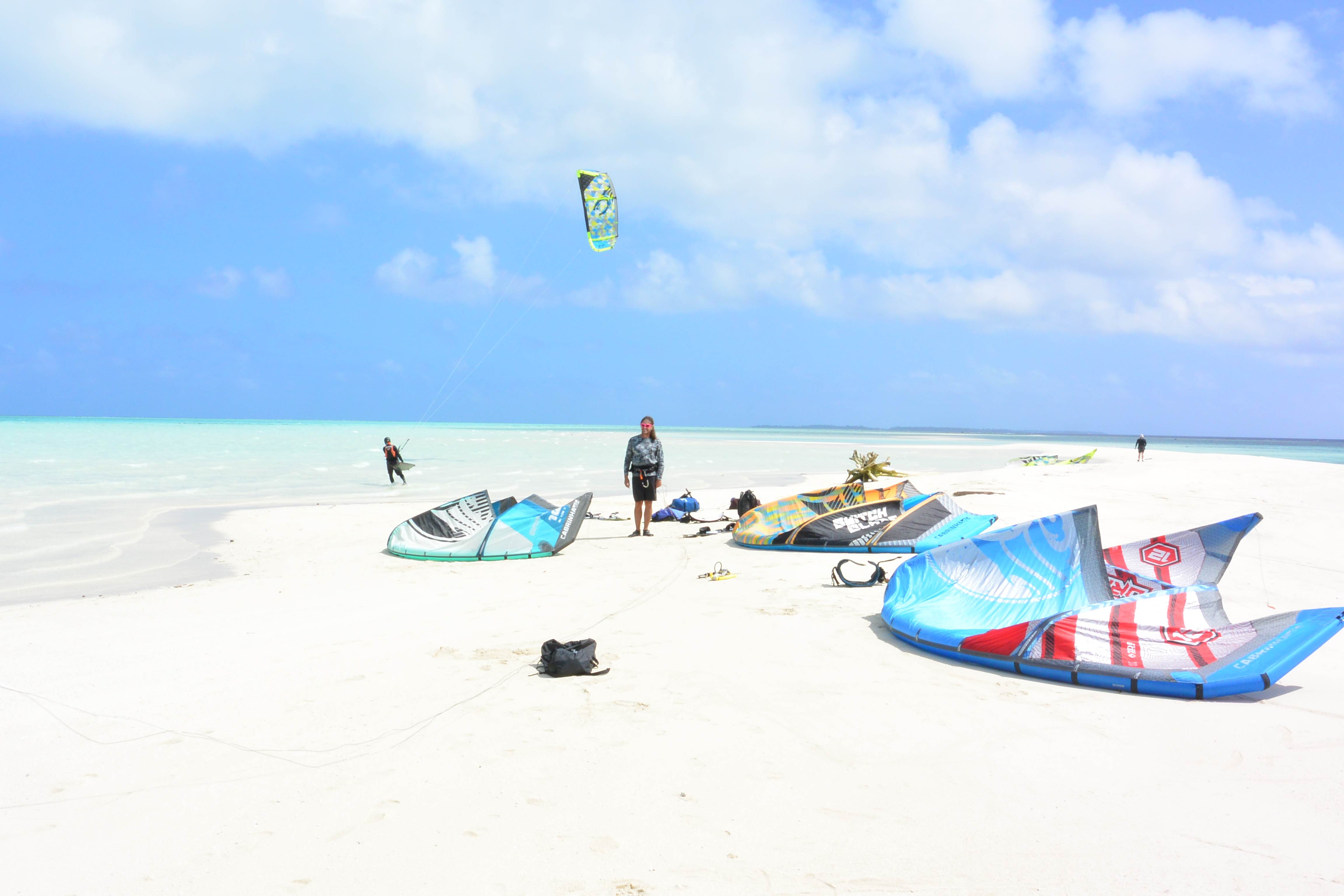 Moon Tours - PNG KITE TRIP