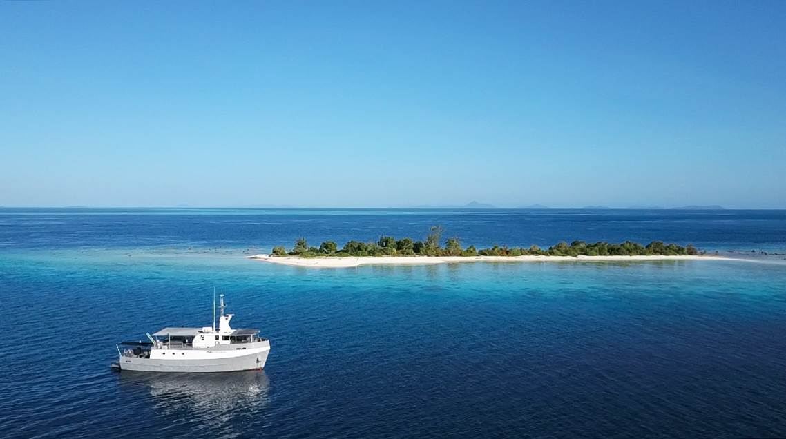 Moon Tours - PNG KITE TRIP