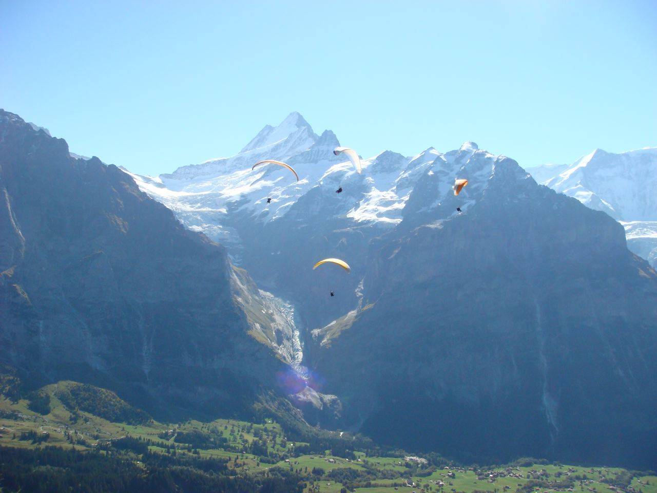 busy day at Dutch inn ..... I mean Grindelwald
