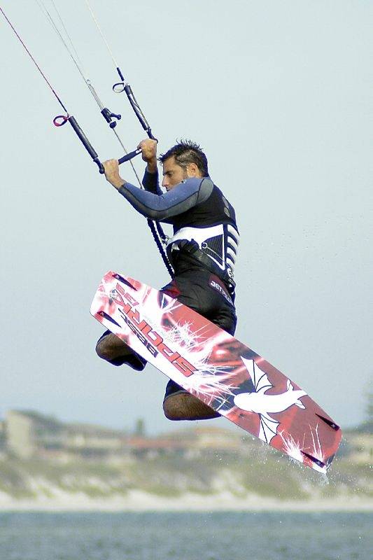 Kitesurfing the sandbar at Safety Bay
