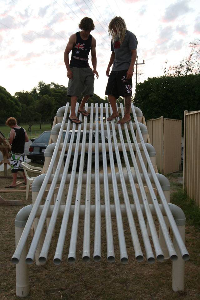 kicker and slider construction