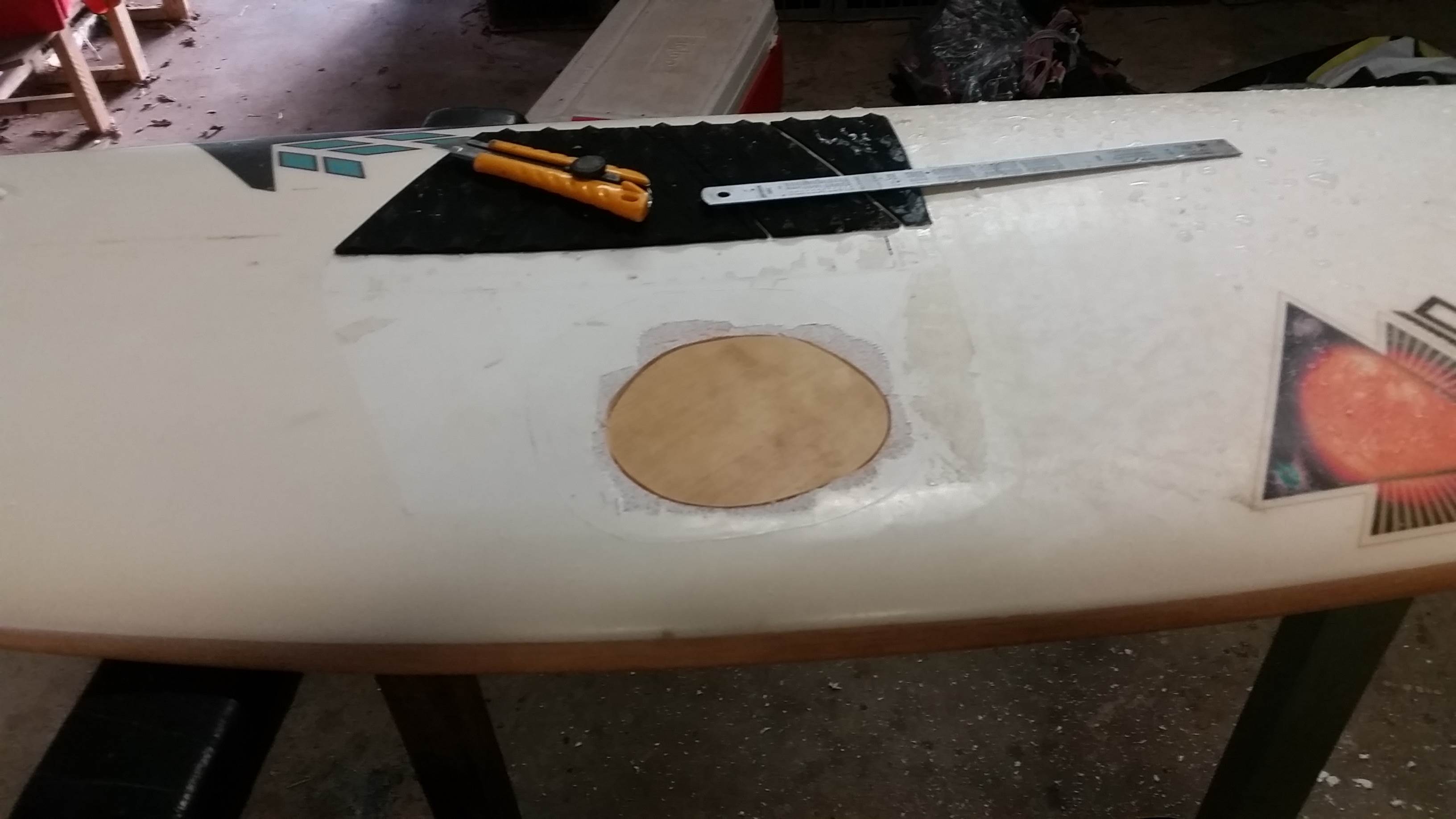 1551348475796-1358298422