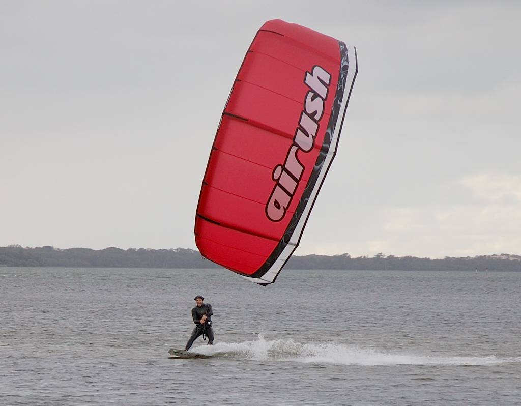 Lances Pretty Red Vapor