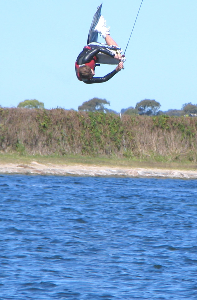 Or you can see sam about to land a front to blind.