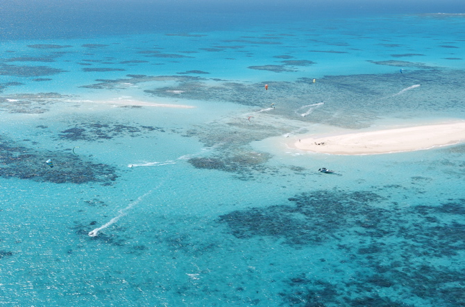 Kiting the Great Barrier Reef