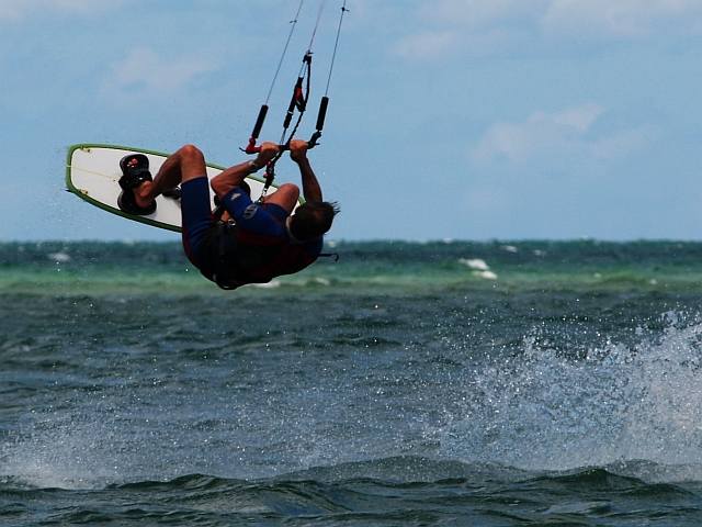 moments before cracking the ribs