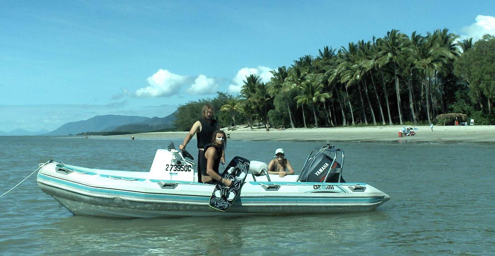 Kite Support Vessel/Wakeboat
