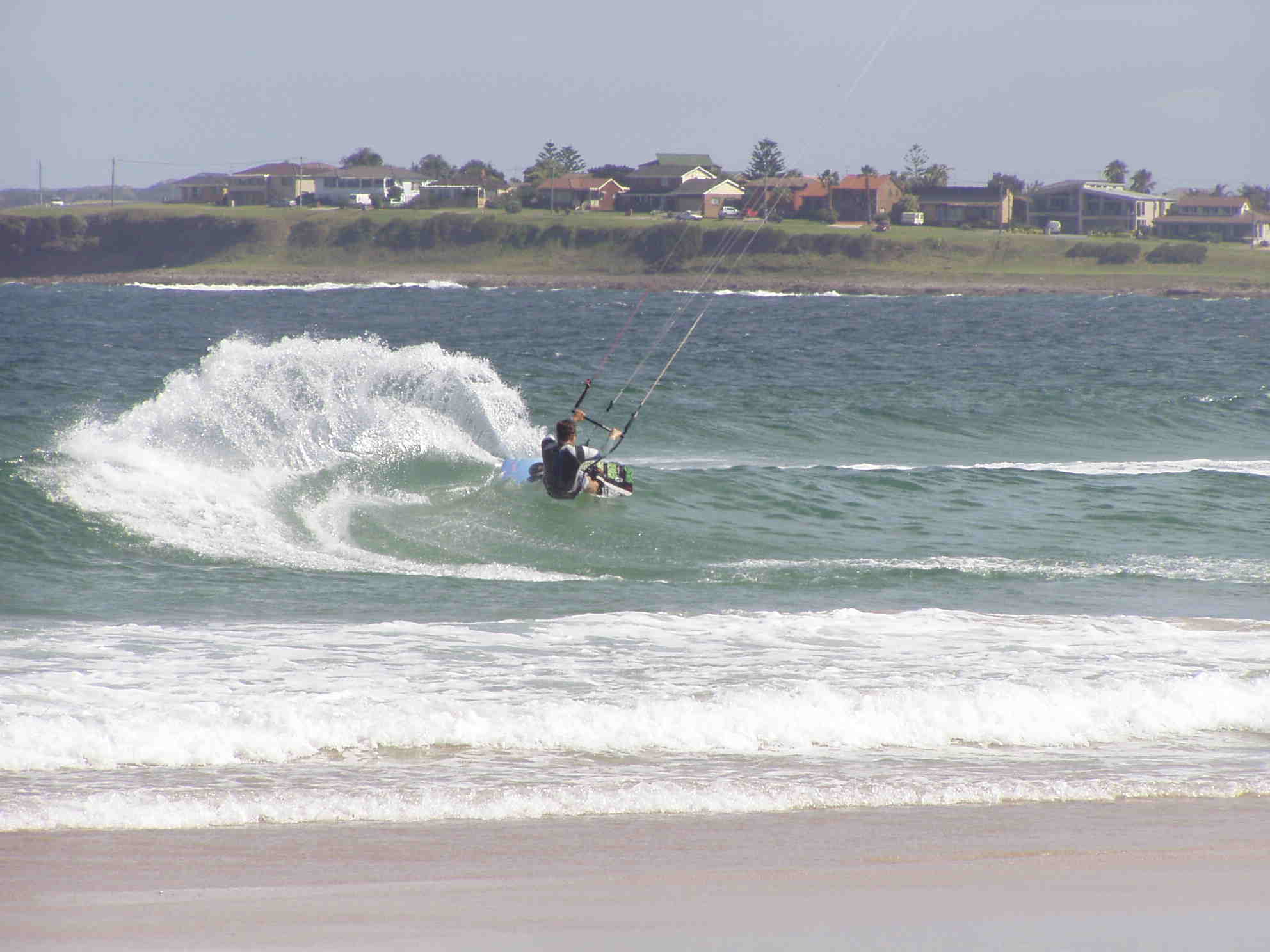 screw paddling onto a wave