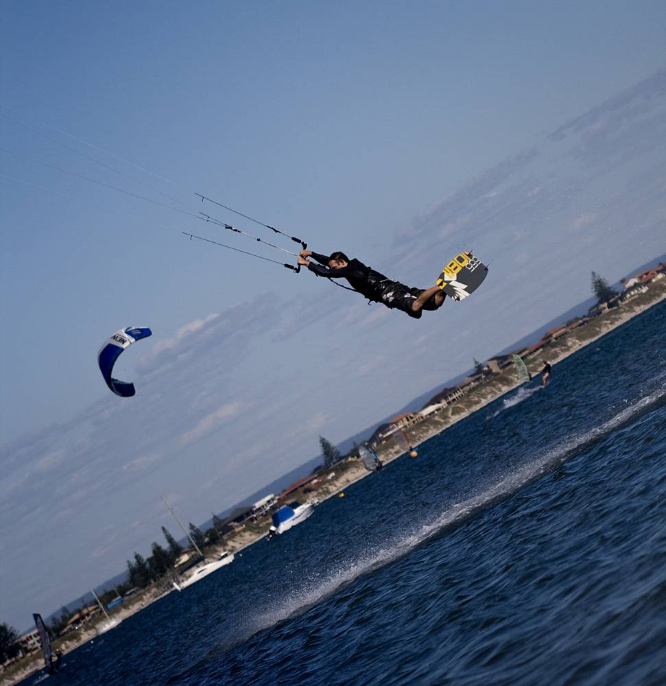 kitesurfing at Safety Bay WA 13 dec 08