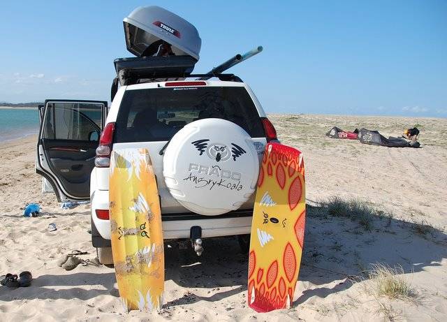 Cardboarding Tempo 2009 and Light Wind Board