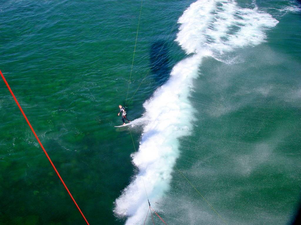 Griffin 2009 10.5m 14 to 17 knots 5ft 10 Jimmy Lewis