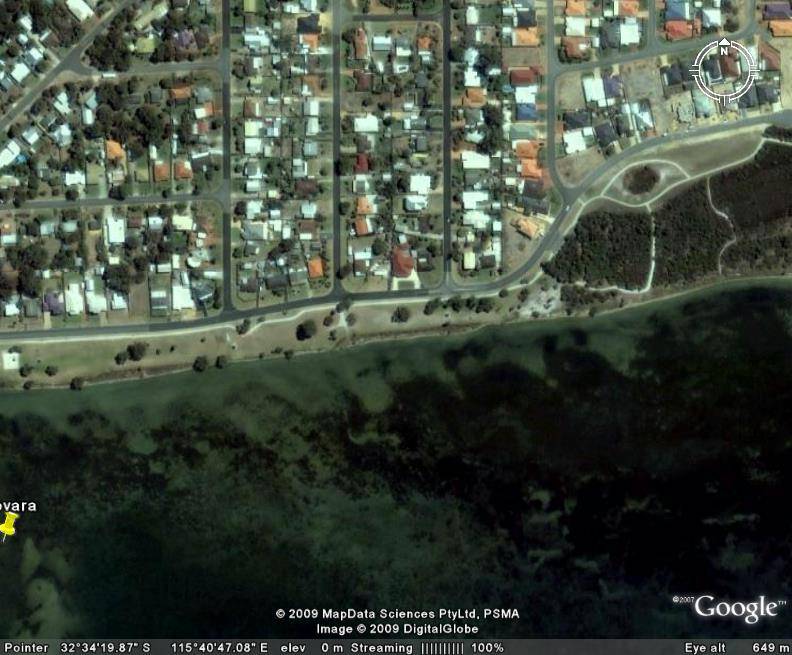 Not the ideal Kitesurfing location in Mandurah