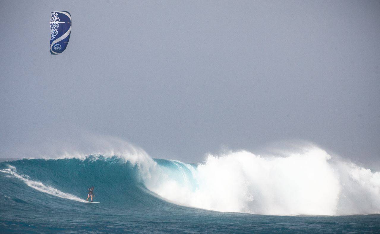 "Airports" Kosrae ...... never kited before!