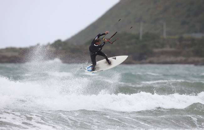 kitesurfing, lyall bay, welllington NZ