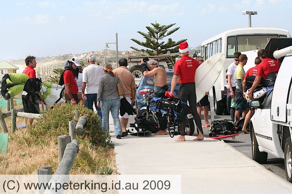 WAKSA redkite next group disembarking at Swanbourne