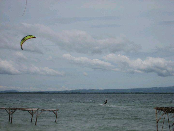 after a brief lull finally got to kite this island