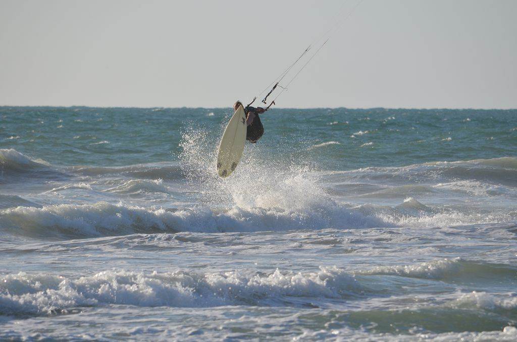 Kitesurfing in a WA Seabreeze