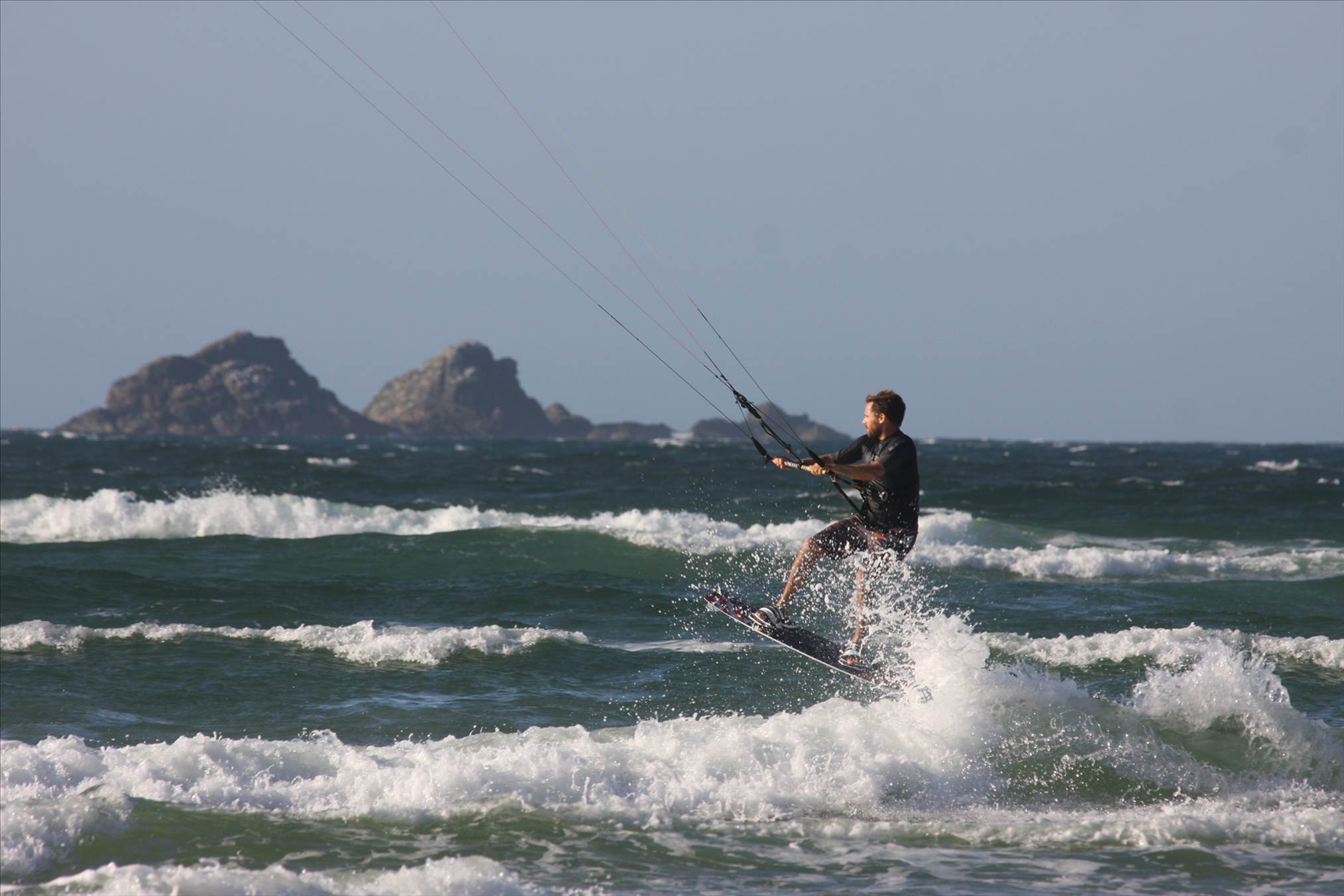 dion trades winter  powder for h2o enjoying the summer northelies in byron,......