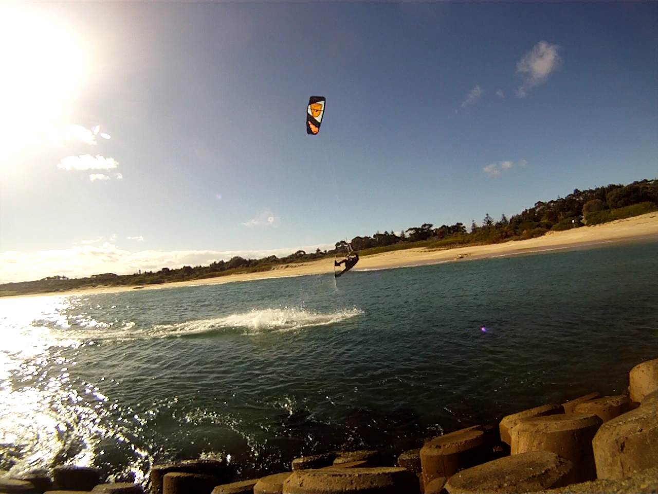 Brad Hill kiting glass on 8m