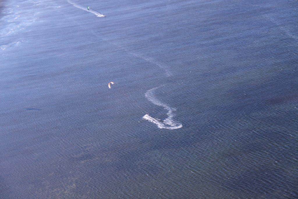 VH-FMI WIN P-ROAD 147