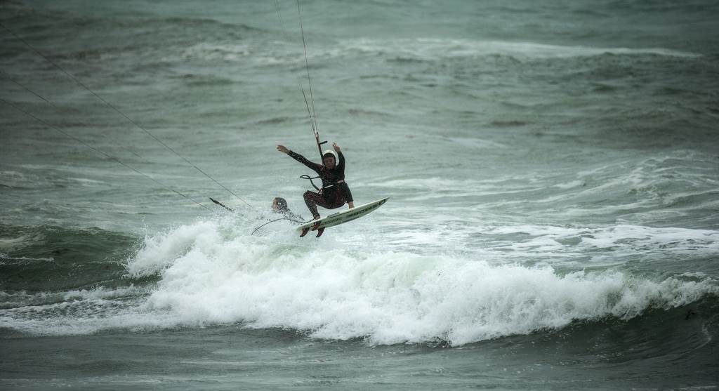 8609766166 ee68c98f6a b