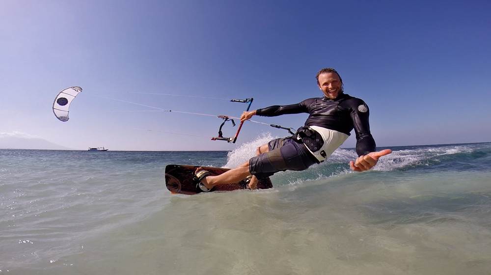 KITESURFING AT PULAU TABUHAN