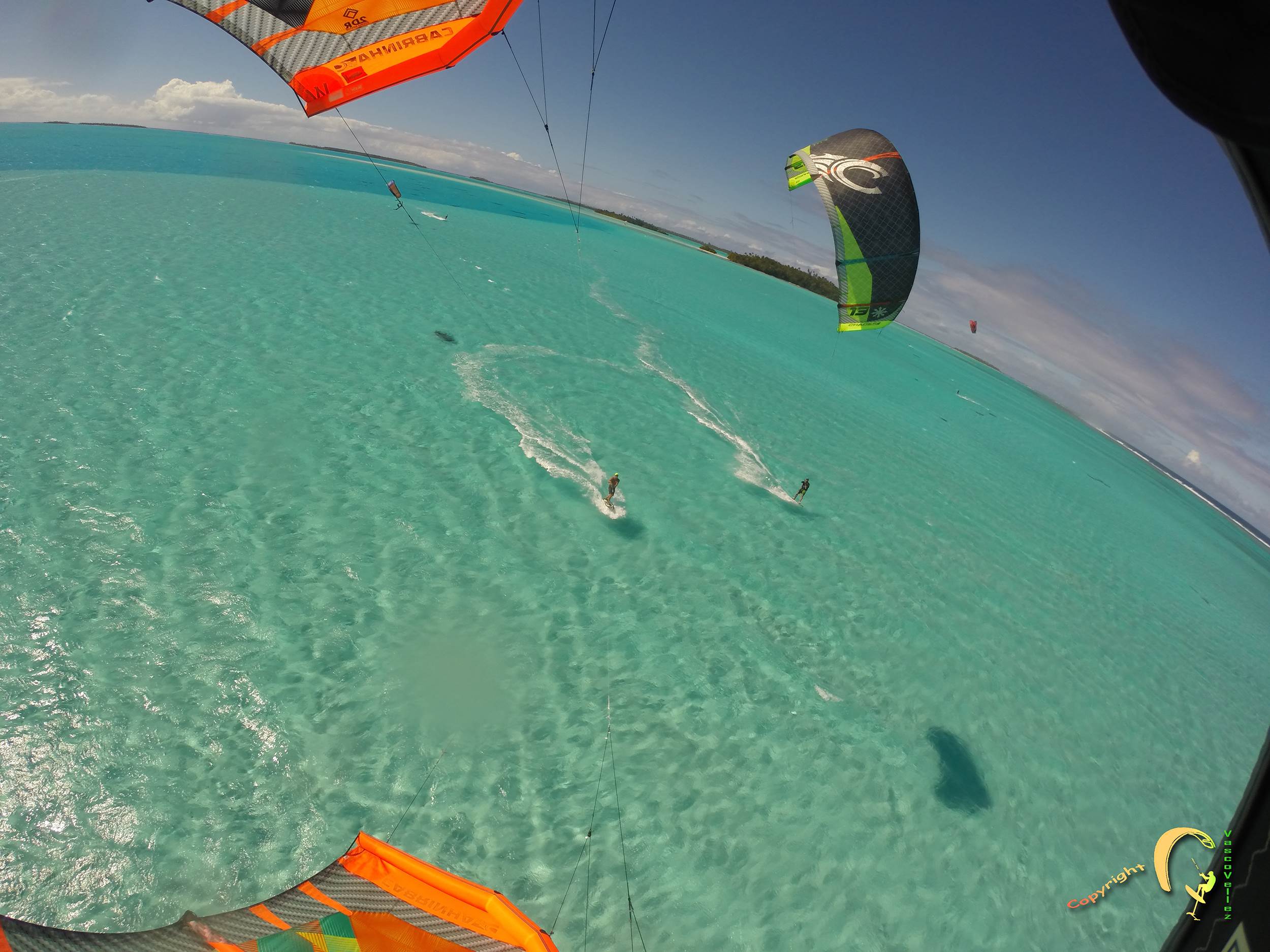 One Foot - Honeymoon islands DW