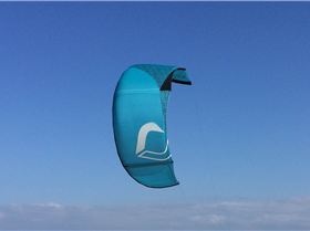Kitesurfing