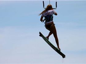 375281 230489133689952 590720383 n