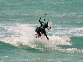 Kitesurfing