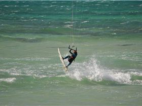 Kitesurfing