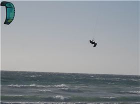 Kitesurfing