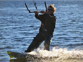 Kitesurfing