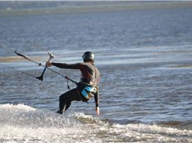 Kitesurfing