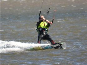 Kitesurfing