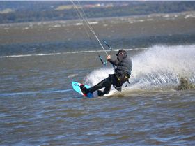Kitesurfing