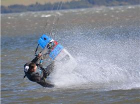 Kitesurfing