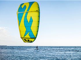 When Joris Miedema from Netherland comes the other side of the world for a kite session in Brisbane.