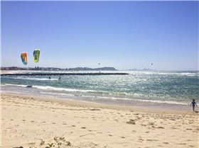 Today in Currumbin QLD was such a great day! Wind was solid :) OMG we love kiteboarding so much!