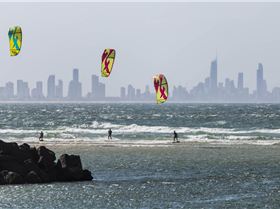 OMG guys, looks like we are going to kite really often these days, season is on!