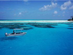 Moon Tours - PNG KITE TRIP