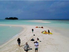 Moon Tours - PNG KITE TRIP