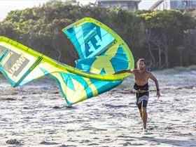 Nothing better than a good session with some friends on your local spo! What a day! :)