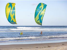 Nothing better than a good session with some friends on your local spo! What a day! :)