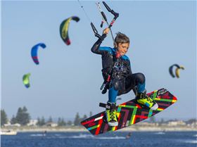 Kitesurfing