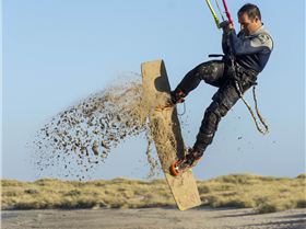 Kitesurfing