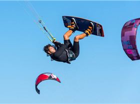Kitesurfing